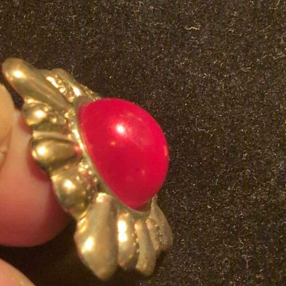 Vintage 1980's Gold Tone Post Earrings with Red Center - Picture 2 of 5